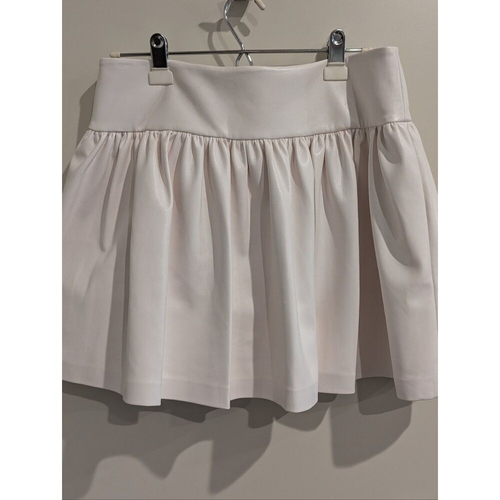 Pleated White Mini Skirt